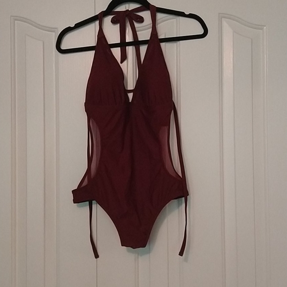 Mossimo Supply Co. Other - 🆕💕Super sexy one piece bathing suit